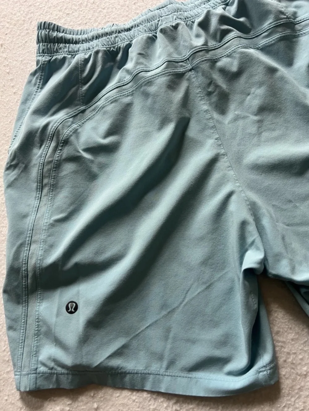 Lululemon Mens Shorts size S Lined Running Athletic Gym pace breaker